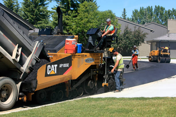 Best Professional Driveway Pavers  in Bonduel, WI